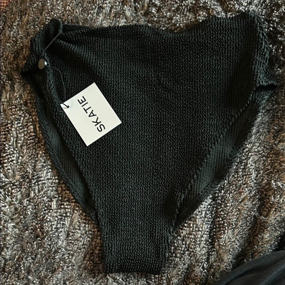 SKATIE - Monroe Bottom - Onyx - US L